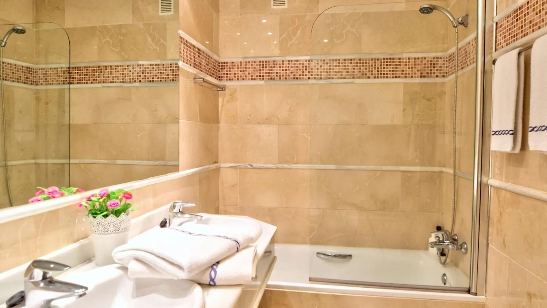 Colorlife Apartment Marbella 0*,