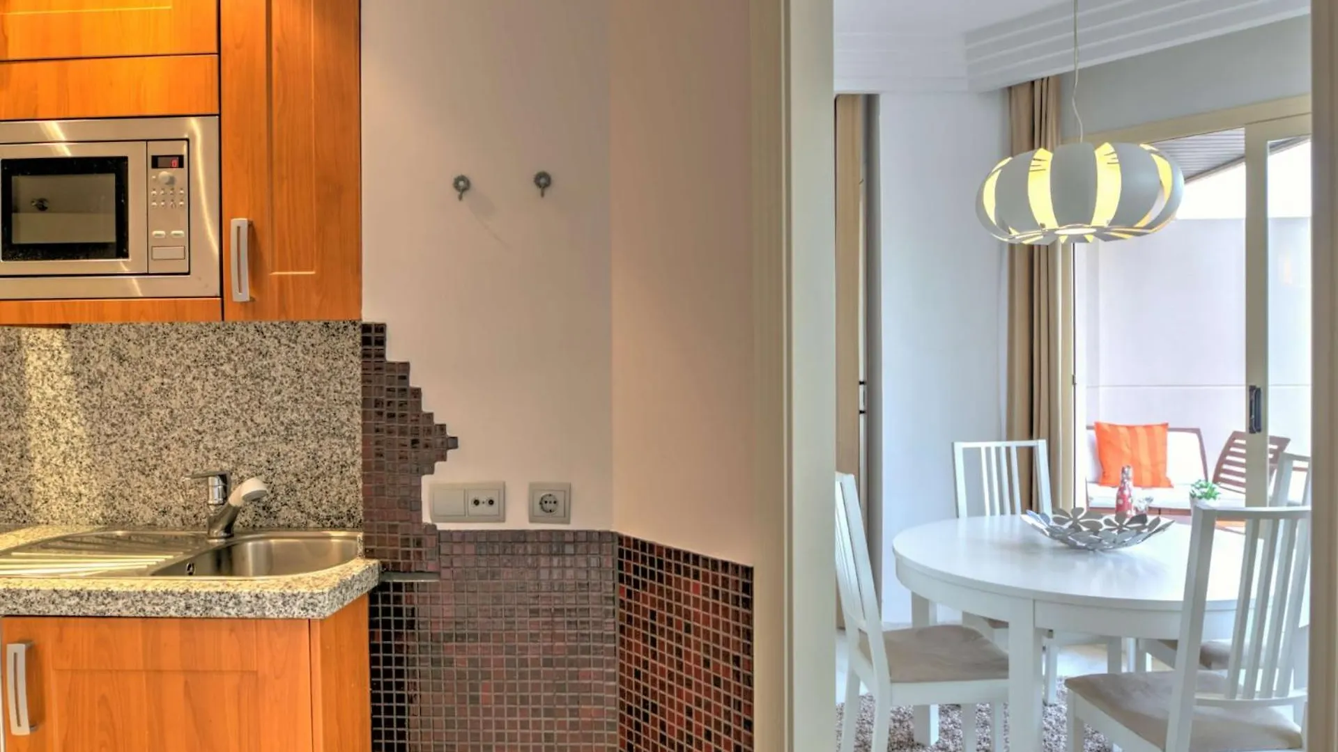 Colorlife Apartment Marbellac 0*,  Espagne